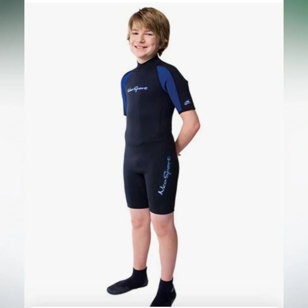 Junior’s 2.5mm Shorty Wetsuit